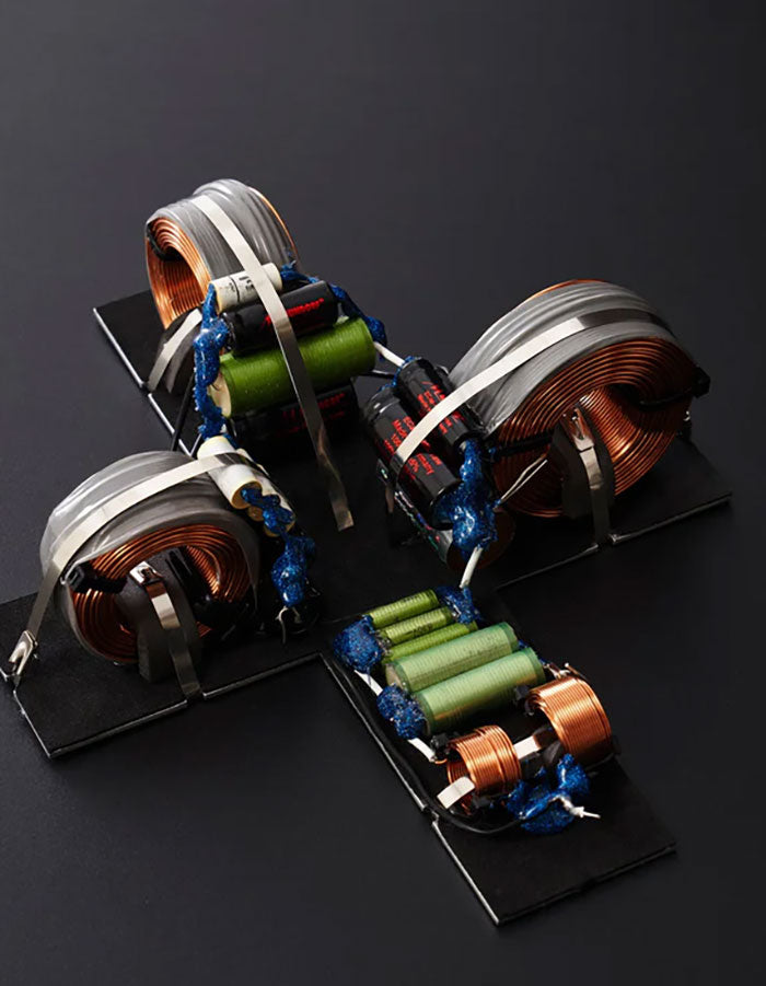 Mon Acoustic PlatiMon VC 1 + VC 2 MK2 Speaker System