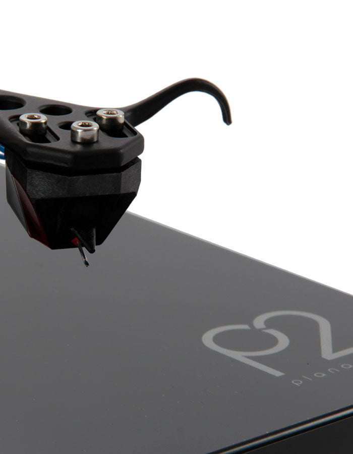 Rega Planar 2 Turntable with ND3 Cartridge - close-up