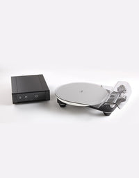 Rega Planar 10 Turntable