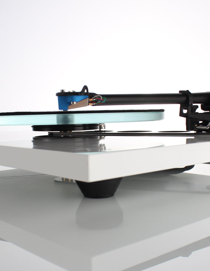 Rega Planar 3 Turntable