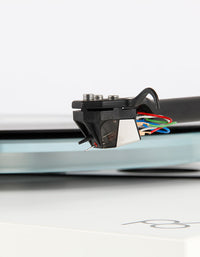 Rega Planar 6 Turntable