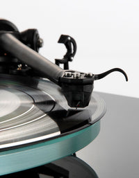 Rega Planar 3 Turntable