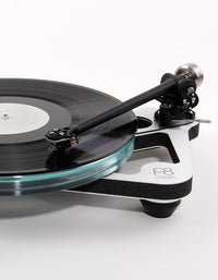 Rega Planar 8 Turntable