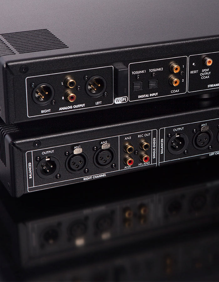 Electrocompaniet ECM 1 MKII High End DAC & Music Streamer - rear